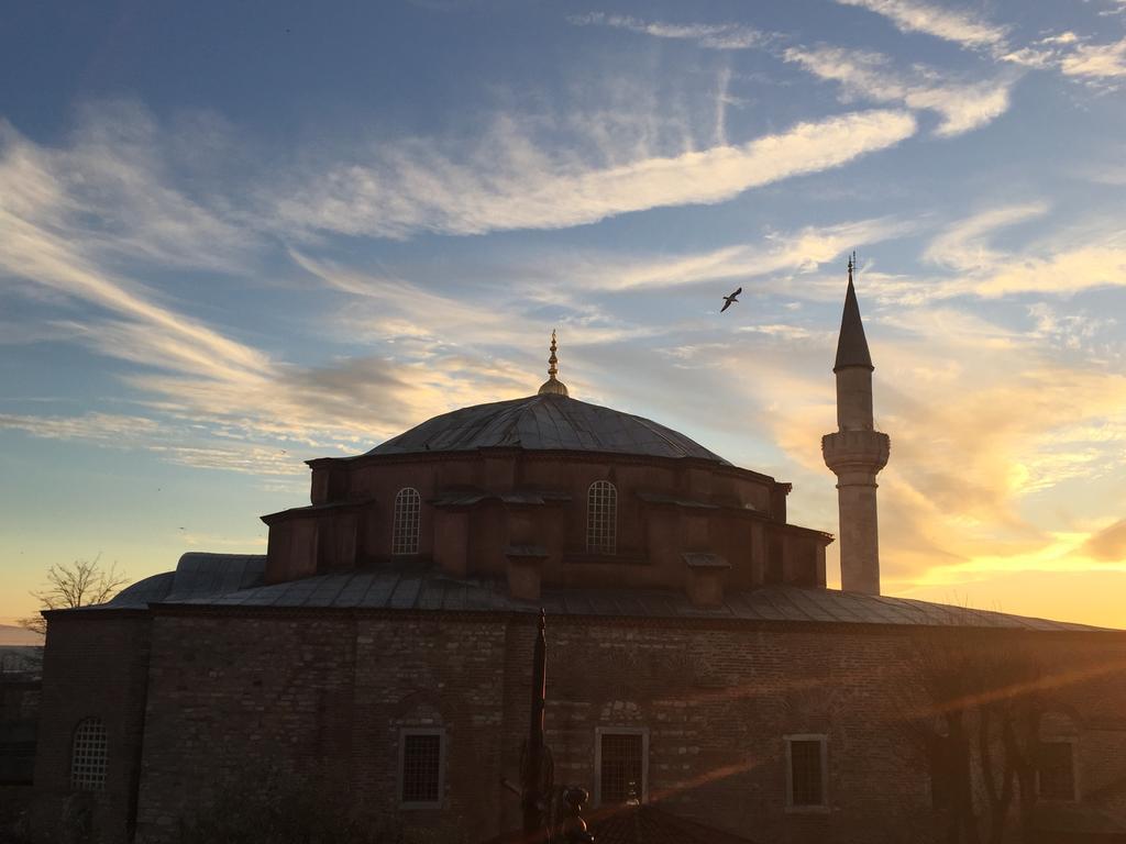 Antik Sofia Hotel Istanbul Exterior photo